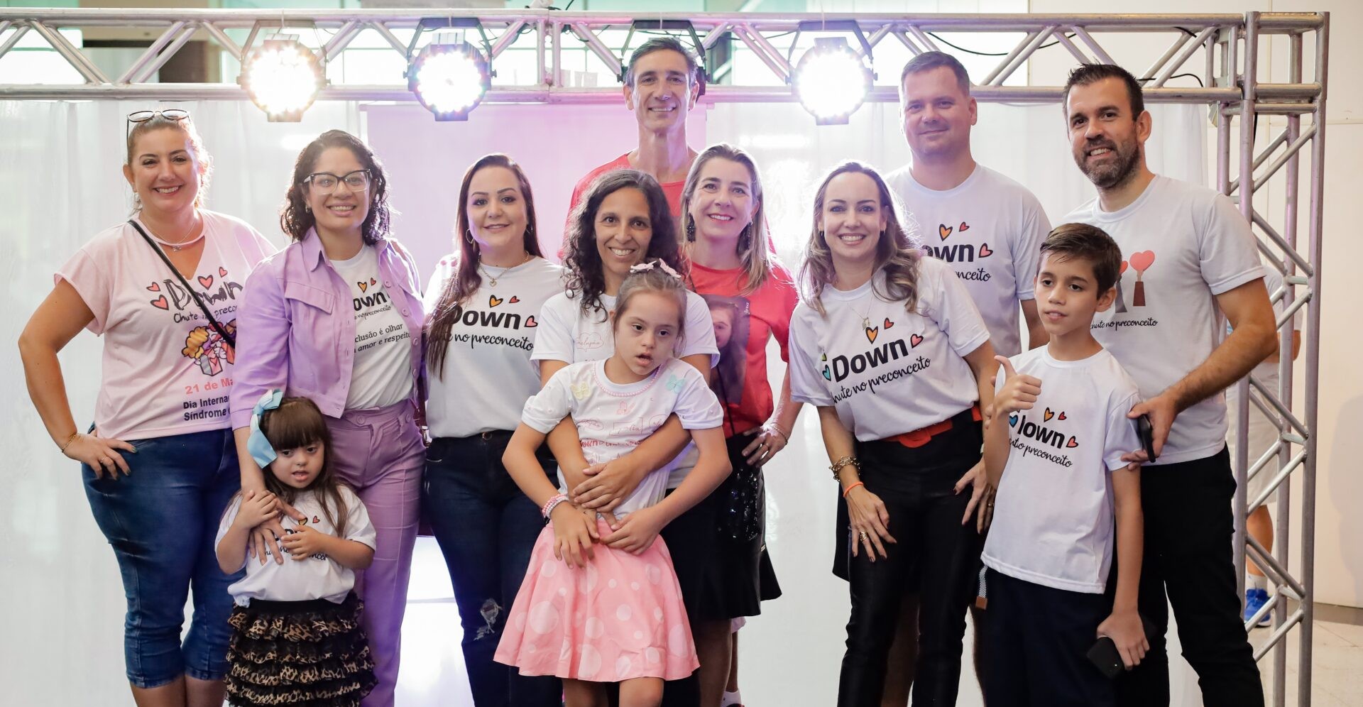 Apoio à associação Downchute